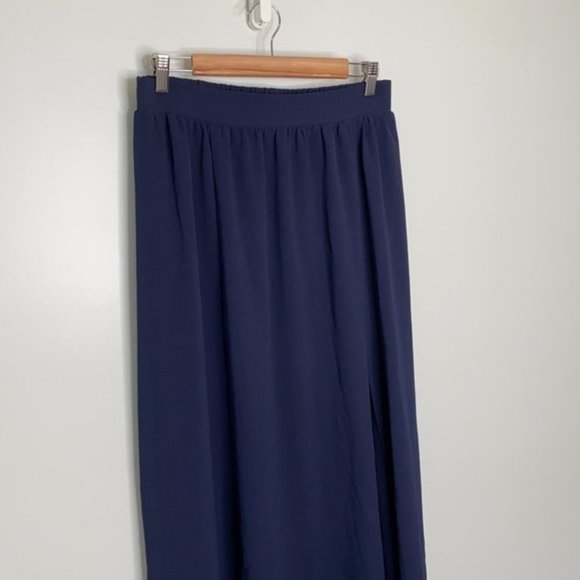F&M Collection Women Navy Blue Long Pleated Maxi Skirt With Slit Size Large - Picture 2 of 11